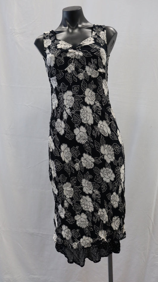 SUSSAN Midi Dress xs