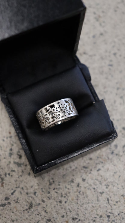karen walker Ring N/A