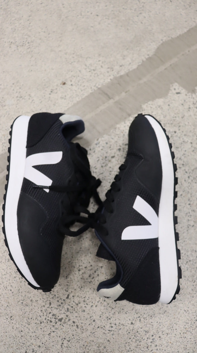 VEJA Sneaker 36