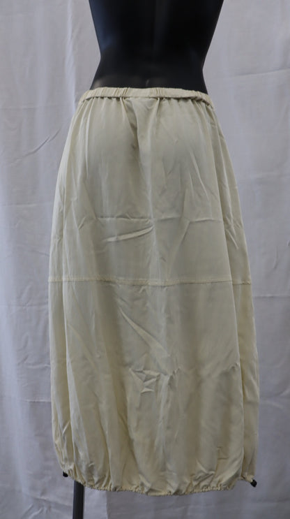 moochi Midi Skirt M