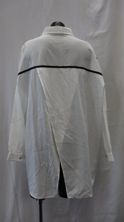bone & arrow Button Up L