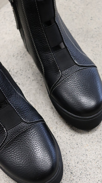 moochi Boots 38