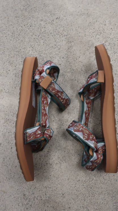 Teva Sandals 39