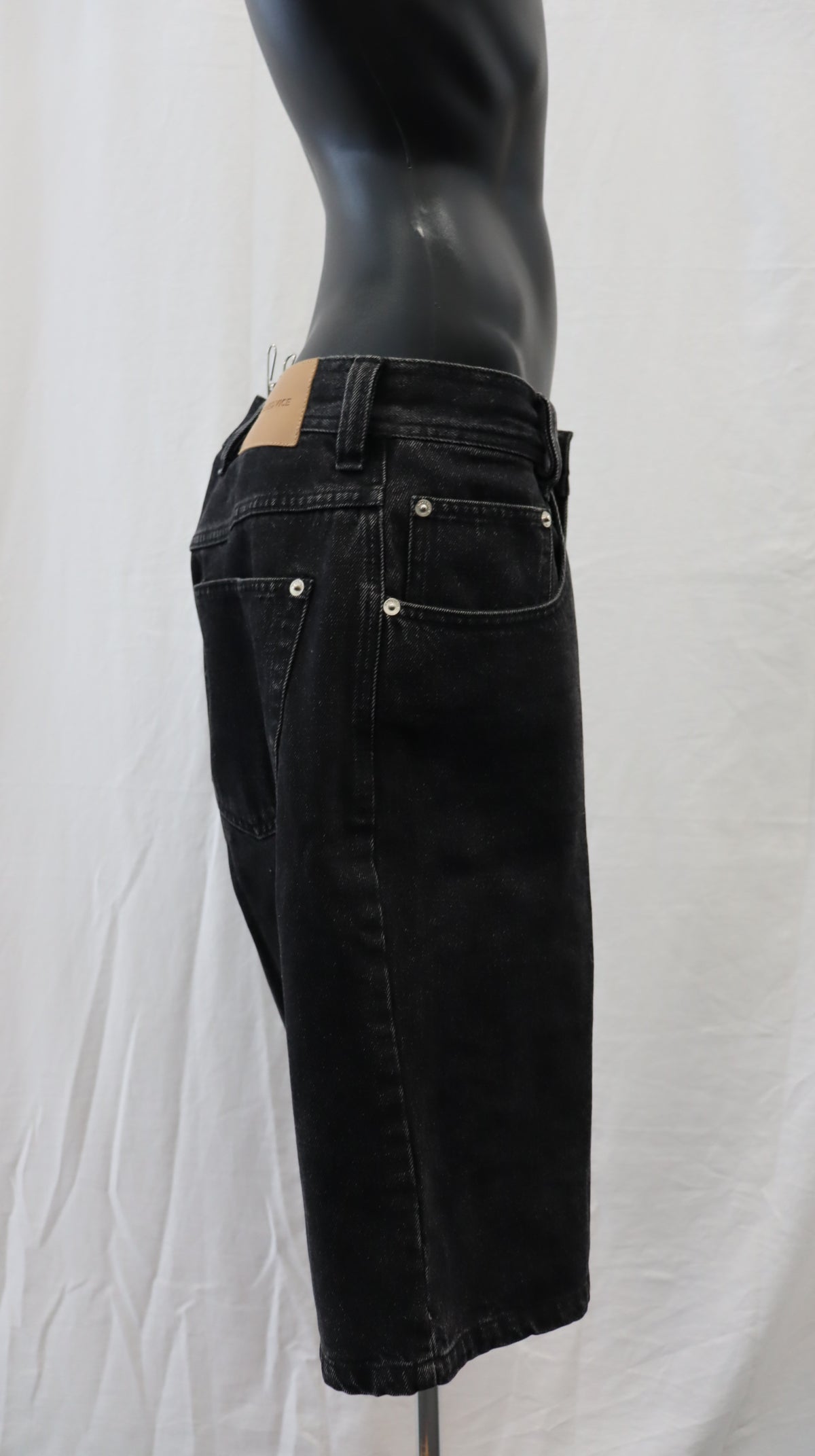 nakedvice Shorts M