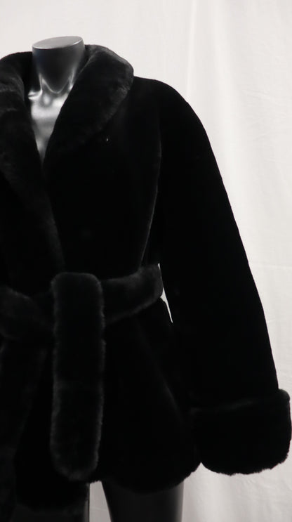Miss Shop Coat 12