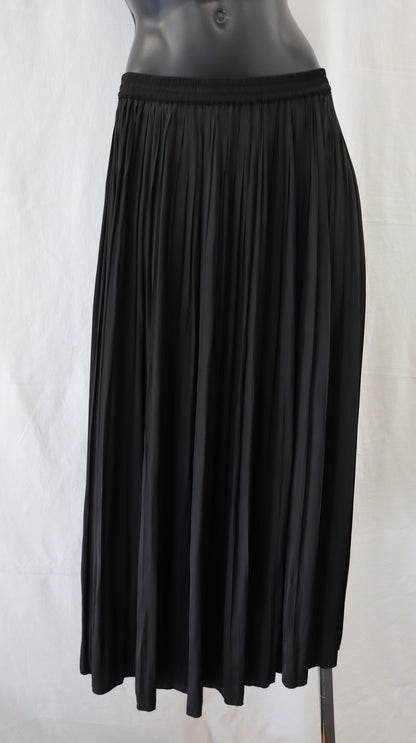 M A X Maxi Skirt 10