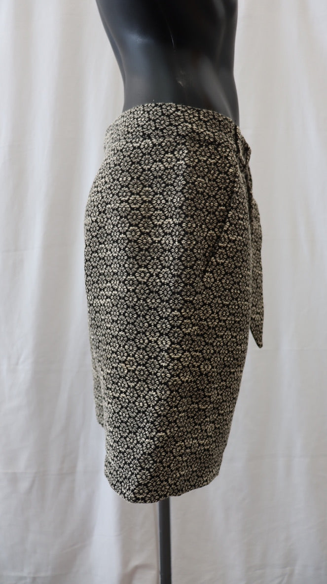 INGRID STARNES Shorts 10