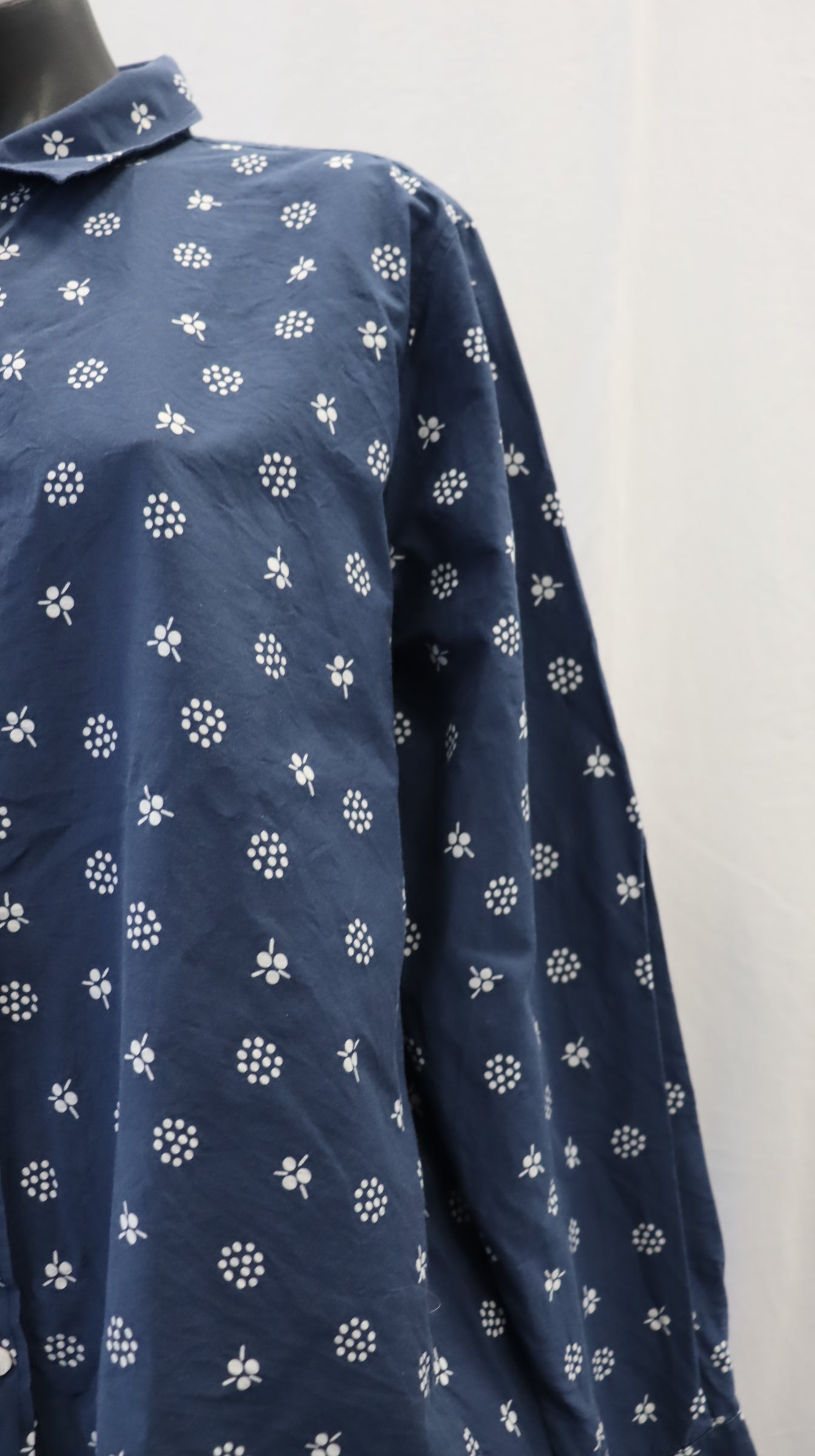 R.M.WILLIAMS Button Up 18