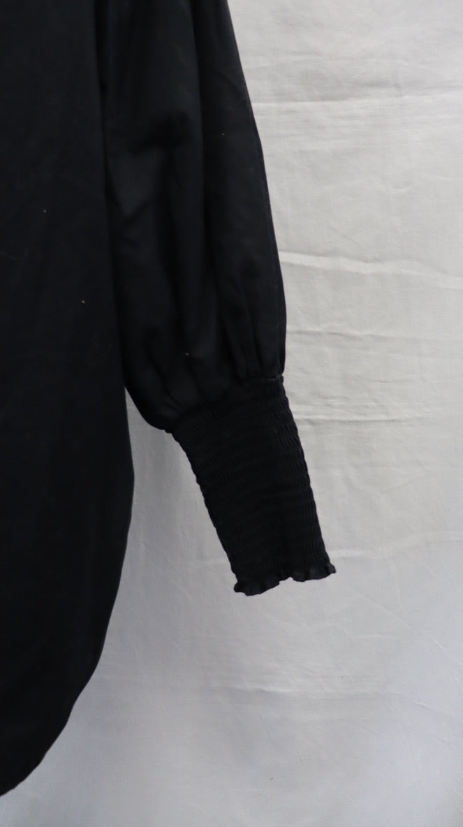 STORM Button Up M