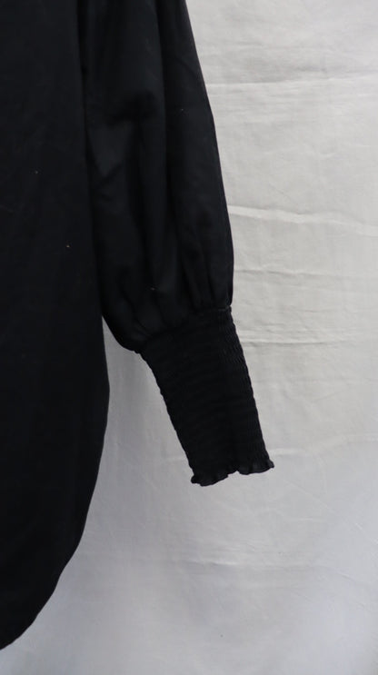 STORM Button Up M