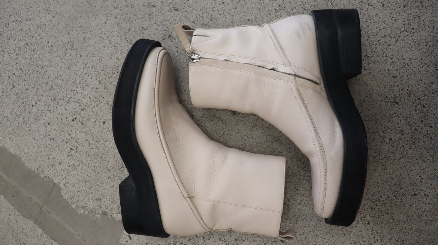 Bronwyn Boots 39
