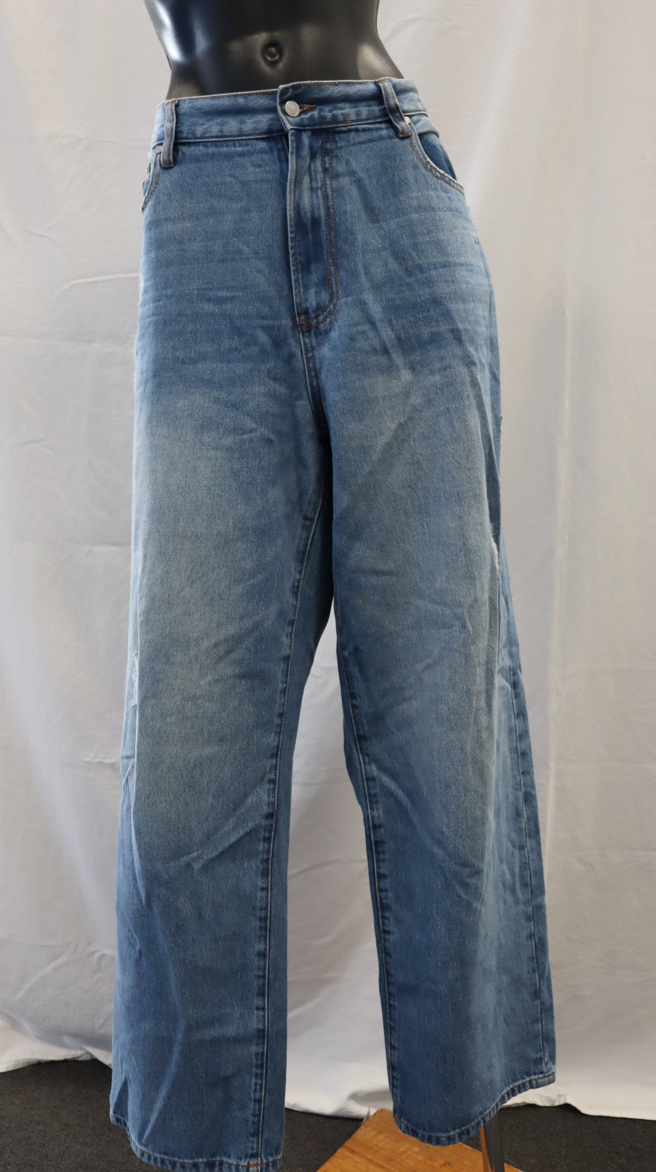 remain Jeans 14