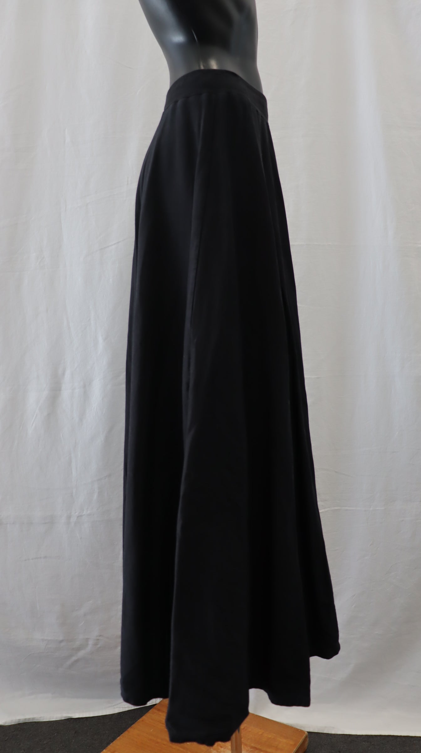 kowtow Maxi Skirt S