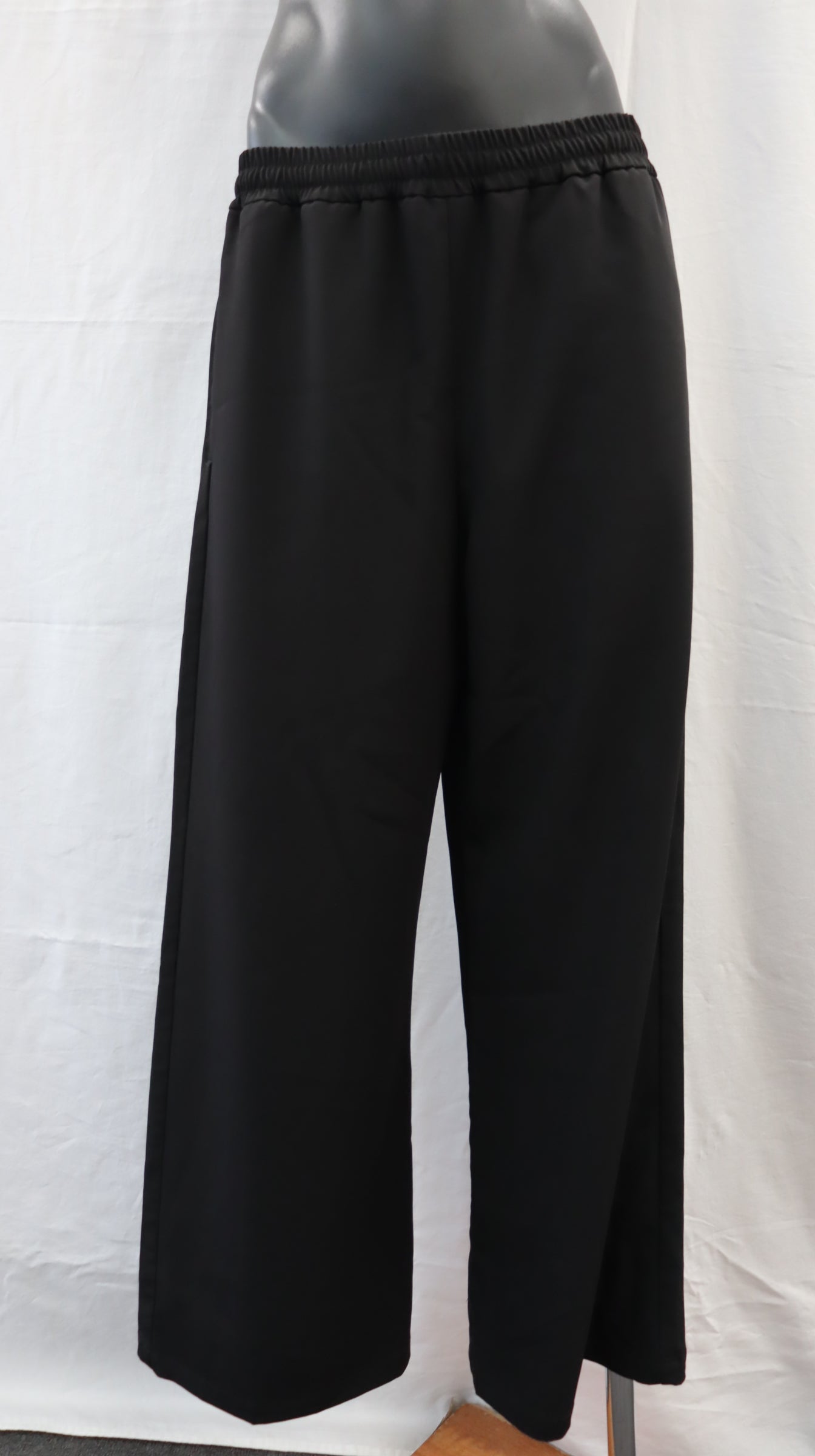 moochi Pants 10